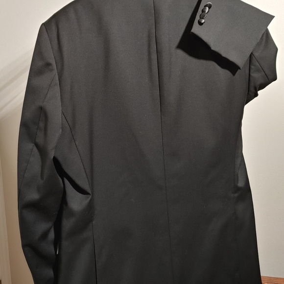 Calvin Klein Men's Blazer and Pant - Picture 3 of 8